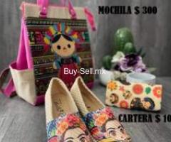 Bolsas, carteras, llaveros y mas