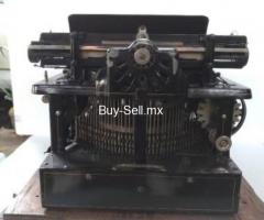 Máquina de escribir CENTURY