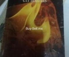 Compro libros y bibliotecas de libros usados.